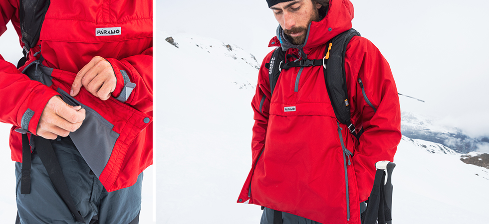 Vents and pockets provide flexibility for this smock